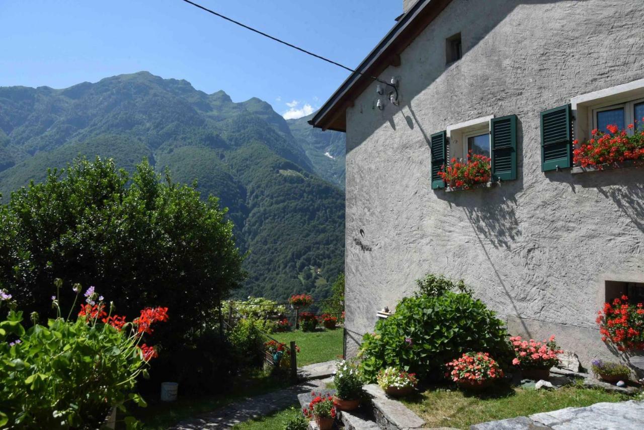 Hotel Antico Intragna TI Exterior foto